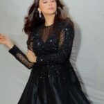 Daisy Shah Instagram - Guess I am mondaying in the 4th pic!
