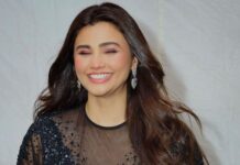 Daisy Shah Instagram - Guess I am mondaying in the 4th pic!
