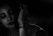 Daisy Shah Instagram - Aaj ka Mood aur Mausam bhi 🌫