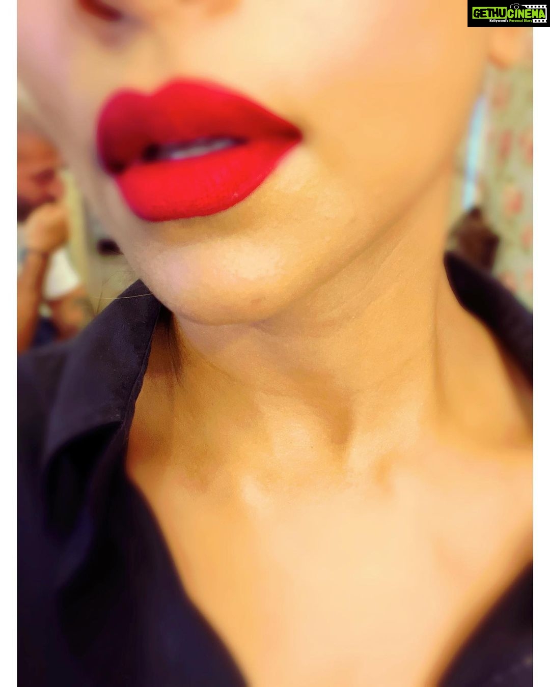Deepika Padukone Instagram - How it Started v/s How it’s going…💋