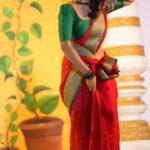 Deepthi Sunaina Instagram - Dance with me❤️😇 #deepthisunaina . . . . . Location: @mrandmrsstudiohyd Outfit: @kulkarni_sisters VC: @thehashtag_photography Choker: @fashioncurvee Hair: @___roopa____ #deepthisunaina #madhuraveeran