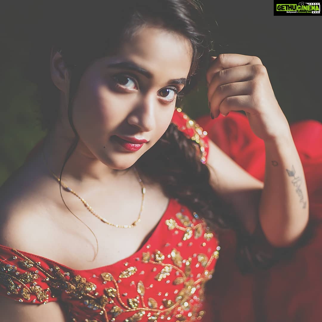 Deepthi Sunaina Instagram - Simplicity speaks for itself.😊 . . . PC: @sandeepgudalaphotography Outfit : @tasyacouture @mittu_reddy MUA : @panduchalapati Hair styling: @thimmappa180