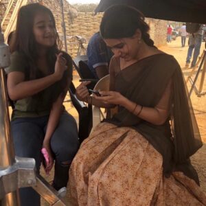 Deepthi Sunaina Instagram - This was my best birthday gift ❤️wishes from you was not at all expected! Thankyou so much nd thanks to @seshankabinesh shannu_7 for making this happen. You actually made my day 😘I just love you sam ❤️☹️ you are my HAPPINESS! Irugu disti porugu disti na disti oorlo andari disti nee meeda padakunda undaalani korukuntu meeku janma dhin shubhakaankshalu 😍❤️ @samantharuthprabhuoffl #foreversamfan