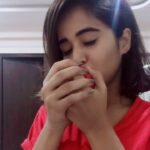 Deepthi Sunaina Instagram – An apple a day keeps the doctor away 😛 #deepthisunaina #m104