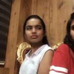 Deepthi Sunaina Instagram – Friends buy you food
But best friends eat your food❤️😂 #bff #m91 Tag your best friend @shruthikulkarni7