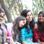 Deepthi Sunaina Instagram - Never forget who had your back when everybody turned their back ! ❤ #pkmadhs #myloves #friends #missingmany