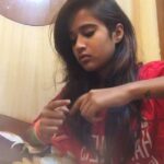 Deepthi Sunaina Instagram - Gammunundavoi👊🏻😌 #kumari 😅 #dubsmash #227