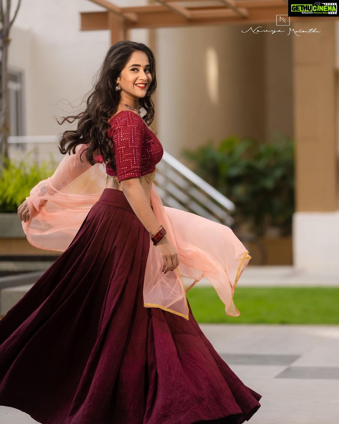 Deepthi Sunaina Instagram - Start each day with a pure vibe/ smile. #deepthisunaina . . . . . . PC: @rollingcaptures Outfit: @navya.marouthu 😘 MUA: @panduchalapati