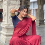Deepthi Sunaina Instagram – The only way to worry about nothing is to pray about everything. 🙌 
#deepthisunaina 
.
.
.
.
 Jwellery: @fashioncurvee Arupadai Veedu Murugan Temple, Besant Nagar