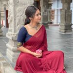 Deepthi Sunaina Instagram - The only way to worry about nothing is to pray about everything. 🙌 #deepthisunaina . . . . Jwellery: @fashioncurvee Arupadai Veedu Murugan Temple, Besant Nagar