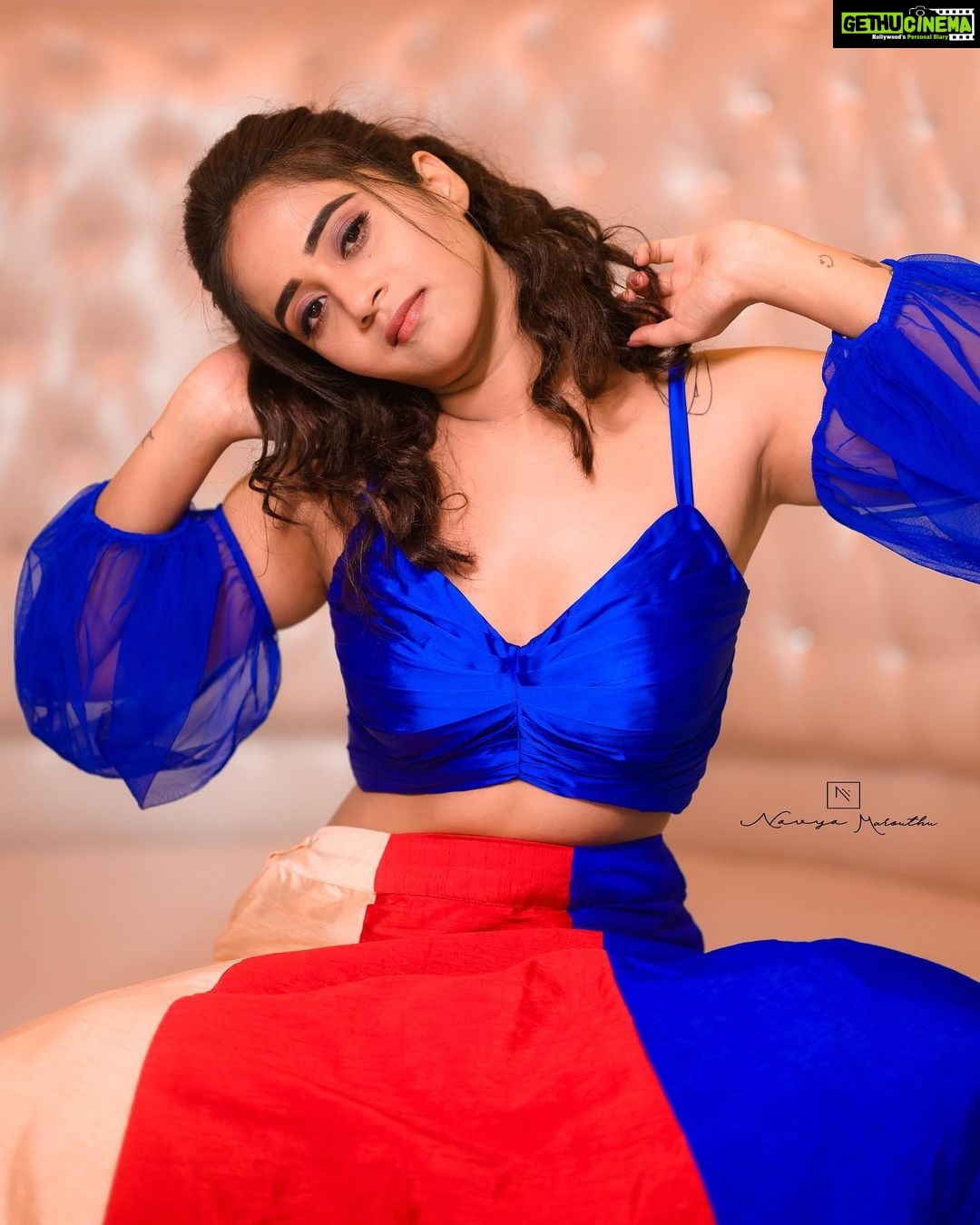Deepthi Sunaina Instagram - Acceptance will calm your soul. 🤗 #deepthisunaina . . . . . . Outfit: @navya.marouthu PC: @rollingcaptures MUA: @panduchalapati Location: @mrandmrsstudiohyd #deepthisunaina