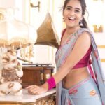 Deepthi Sunaina Instagram - Photoshoots are fun😌 ( for me☺️) #deepthisunaina . . . . . . Outfit: @kulkarni_sisters VC: @thehashtag_photography Location: @mrandmrsstudiohyd #deepthisunaina