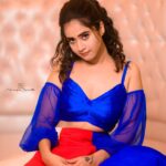 Deepthi Sunaina Instagram - Acceptance will calm your soul. 🤗 #deepthisunaina . . . . . . Outfit: @navya.marouthu PC: @rollingcaptures MUA: @panduchalapati Location: @mrandmrsstudiohyd #deepthisunaina