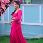 Deepthi Sunaina Instagram – 💕 
#deepthisunaina

.
 Outfit: @navya.marouthu 
PC: @rollingcaptures 
MUA: @panduchalapati 
Location: @mrandmrsstudiohyd 
Earrings: @fashioncurvee 
#deepthisunaina