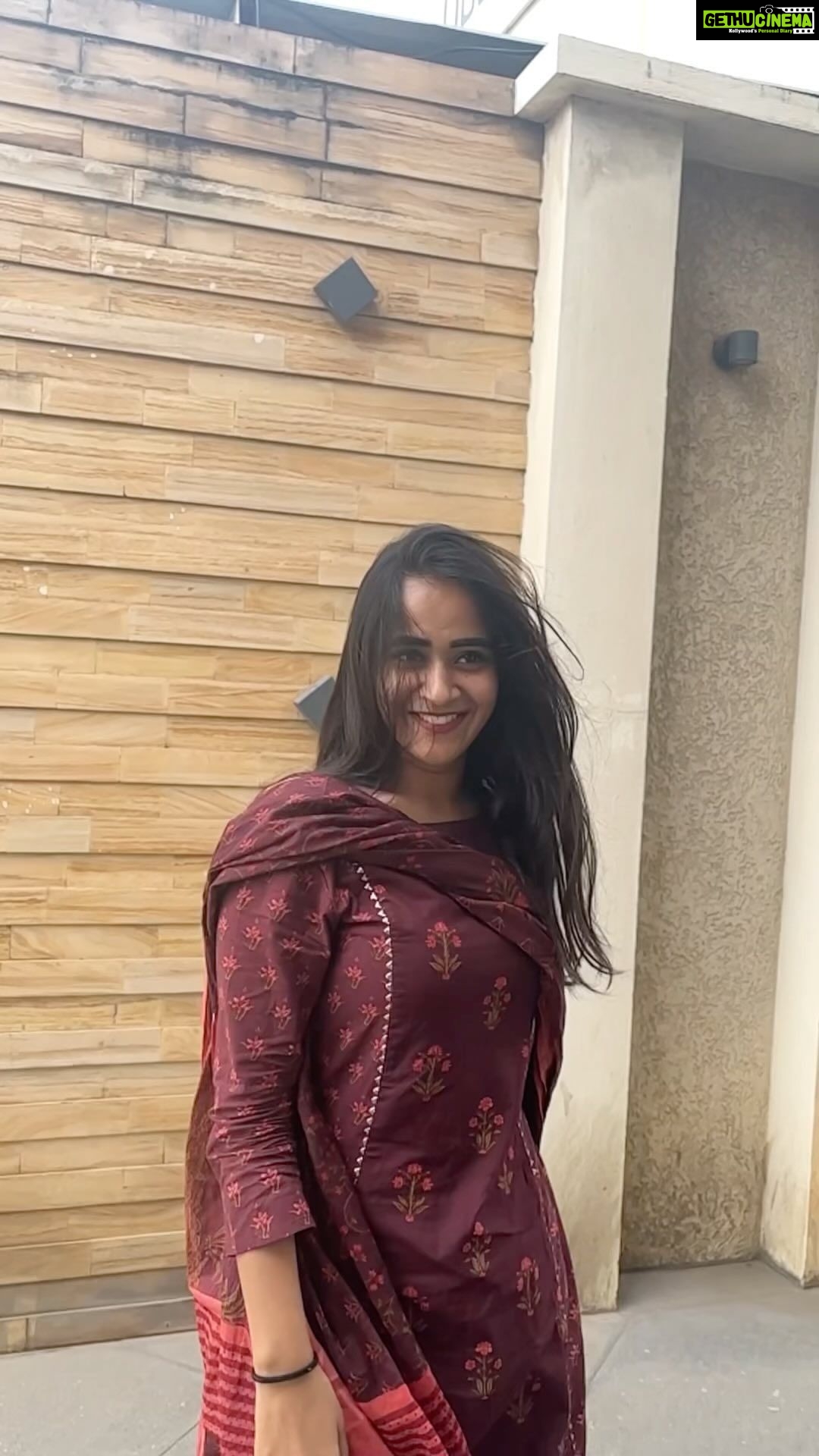 Deepthi Sunaina Instagram - Comfort is everything. #deepthisunaina #jeenelagahoonxduniya