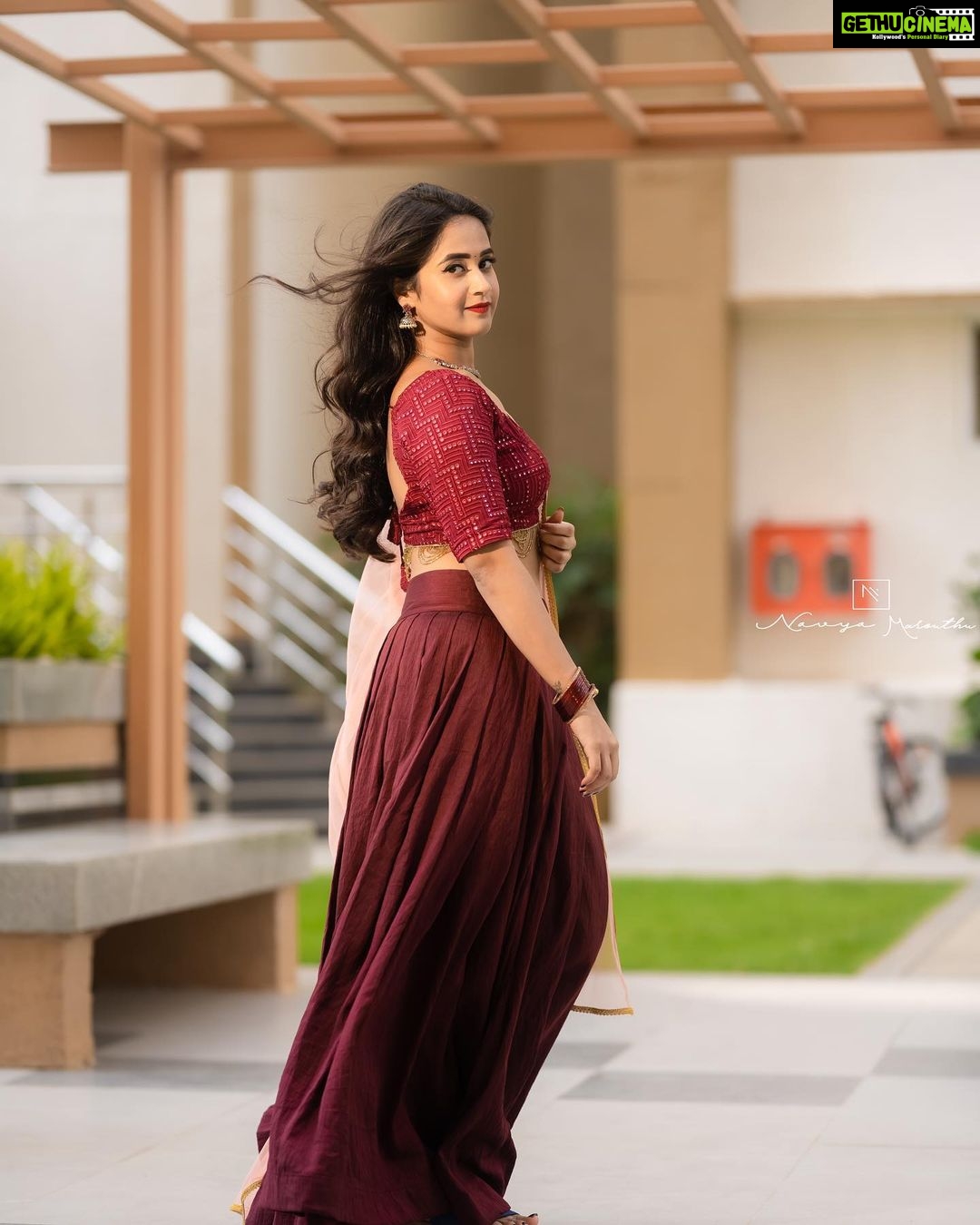Deepthi Sunaina Instagram - Start each day with a pure vibe/ smile. #deepthisunaina . . . . . . PC: @rollingcaptures Outfit: @navya.marouthu 😘 MUA: @panduchalapati