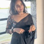 Deepthi Sunaina Instagram - Nothing can bring you peace but yourself. #deepthisunaina Kerala house boat