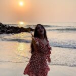 Deepthi Sunaina Instagram – Okay Mother Nature, you win. ❤️ 
#deepthisunaina Fort Kochi Beach