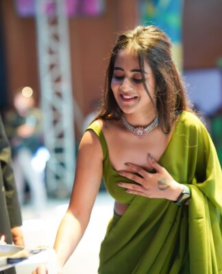 The Best Instagram Photos of Deepthi Sunaina: Top 10