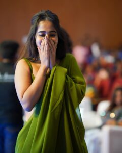 Deepthi Sunaina Instagram - Sincerely Completed the grid😌
#deepthisunaina
.
.
.
.
.
PC: @the_krishnas_ &  @avi__clicks__
Outfit: @tasyacouture ❤️😘 @mittu_reddy