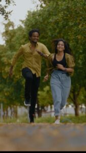 Deepthi Sunaina Instagram - #malupu teaser is live now. Full video on sep 16th Love❤️ @shannu_7 Direction Story DOP Editing Di @vinayshanmukh Music & singer @mickeyy_mike Lyrics @kittuvissapragada Produced by @infinitummedia Designer: @navya.marouthu #deepthisunaina #shanmukhjaswanth #shannudeepu