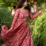 Deepthi Sunaina Instagram - Everything happens for a reason 🙃 . . . . . Outfit: @navya.marouthu PC: @rollingcaptures #deepthisunaina