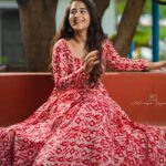 Deepthi Sunaina Instagram – Be the woman you needed as a girl😊 
.
.
.
.
.
 Outfit: @navya.marouthu 
PC: @rollingcaptures 
#deepthisunaina