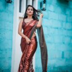 Deepthi Sunaina Instagram - Be so busy improving yourself that you have no time to criticise others🤓 #deepthisunaina . . . . EC: @landscapephotography19 Outfit: @navya.marouthu ❤️ MUA: @panduchalapati Location: @chayachitram_studio