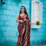 Deepthi Sunaina Instagram - Be so busy improving yourself that you have no time to criticise others🤓 #deepthisunaina . . . . EC: @landscapephotography19 Outfit: @navya.marouthu ❤️ MUA: @panduchalapati Location: @chayachitram_studio