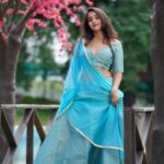 Deepthi Sunaina Instagram - Your heart knows the way. Run in that direction. 🙃 #deepthisunaina . . . PC: @prashanth_photo_graphy Outfit: @navya.marouthu ❤️ MUA: @panduchalapati Location: @chayachitram_studio Jwellery: @avignafashion