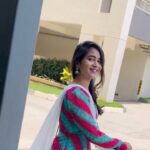 Deepthi Sunaina Instagram - Showing off my fav outfit from #thattukoledhe Outfit: @navya.marouthu ❤️ #deepthisunaina