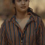 Deepthi Sunaina Instagram - Kallalo choodava? #thattukoledhe @vinayshanmukh baa chesthar saar meer re-edits🙊 @rahulvarma44 @vijai_bulganin @navya.marouthu #deepthisunaina