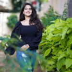 Deepthi Sunaina Instagram - The gap between the life you could live and the life you are living is called focus🙃 #deepthisunaina PC: @thehashtag_photography @jus_sonu 😎😎