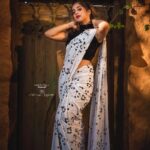 Deepthi Sunaina Instagram - Does it costs anything to be good and kind? No😇 . . . . . . PC: @sandeepgudalaphotography Outfit: @navya.marouthu MUA: @panduchalapati Location: @thedramaland Saree draping: @ramyashankar.makeupartist #deepthisunaina