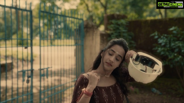 Deepthi Sunaina Instagram - Releasing Tamil version tomorrow on my YouTube channel 🤗 stay tuned PRODUCED BY @thealmaproductions @__.gypsy._.soul.__ Cast @deepthi_sunaina @sumanth.prabhas DOP-STORY-DIRECTION-EDITING-DI @vinayshanmukh Music by @vijai_bulganin Asst dop @bhargav_ravada Lyrics by @tamilmani__ Dress courtesy @tasyacouture Crew @psk_sai_kiran_67 @mister_tej_here Keyboards Onasis Mohan Vocals Rohan Sebastian, Reshma shyam Guitars Kevin Jason Mix and Master Rohan sebastian @Alter_ Records Vocals Recorded @Alter_Records Roshan Sebastian - @roshansebastian Reshma Shyam - @reshmashyam Kevin Jason - @kevinthejason Alter Records - @alter_records