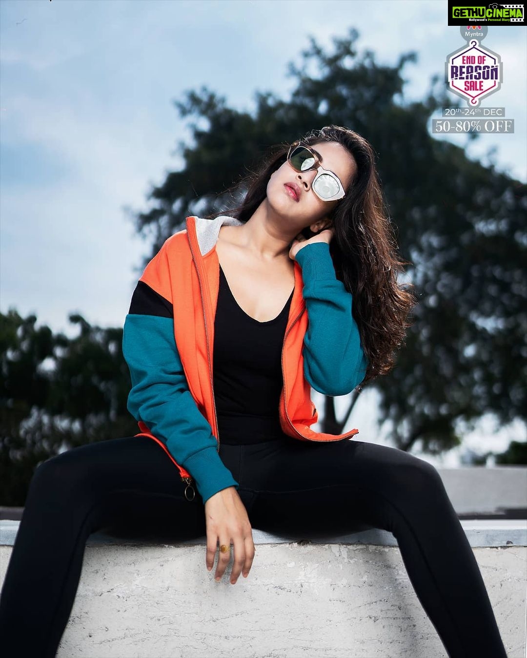 Deepthi Sunaina Instagram - End the year in style, because @myntra #EndOfReasonSale is back with the biggest offers you can wish for, from 20th-24th Dec! With 50-80% off on everything, you don't wanna miss this! Tap the link in bio to add your favourites to your wishlist! And btw, first-time shoppers get Flat Rs.500 Off on first order + Free Shipping for 1 month. Product code:10463024 #IndiasBIGGESTFashionSale #MyntraEORS #MyntraEndOfReasonSale . . . . #galleri5InfluenStar PC: @saikrishna.gunti