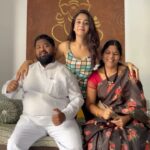 Deepthi Sunaina Instagram – I am laughing while writing this caption! Want to know why? Find out in this video where I play the Colgate Active Salt Family Gyannam.Also, do let me know who in your family secretly dances to Uppin Gyannam #CASFamilyGyanam @colgatein #UppinGyanam #colgateactivesalt