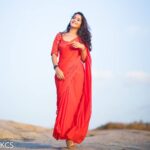 Deepthi Sunaina Instagram - Listen to your own voice, your own soul. Too many people listen to the noise of the world, instead of themselves 🙃 . . . . . . . . PC: @kcs.art OUTFIT: @tasyacouture