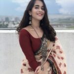 Deepthi Sunaina Instagram - Find your inner peace and heal your soul 🙂 #deepthisunaina . . . . . . . PC: @laxmireddy75