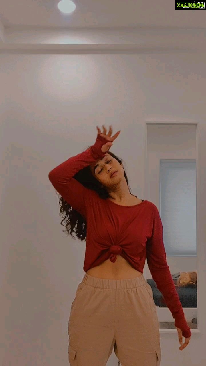 Deepthi Sunaina Instagram - #deepthisunaina #reels #reelitfeelit
