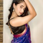 Deepthi Sunaina Instagram - Edi Manchiani Adi Cheddadani Tuukalu Veya Gal Varevaru Andhariki Chivarakariki Tudi Terpu Okkade Paivaduuuu🙃 #deepthisunaina