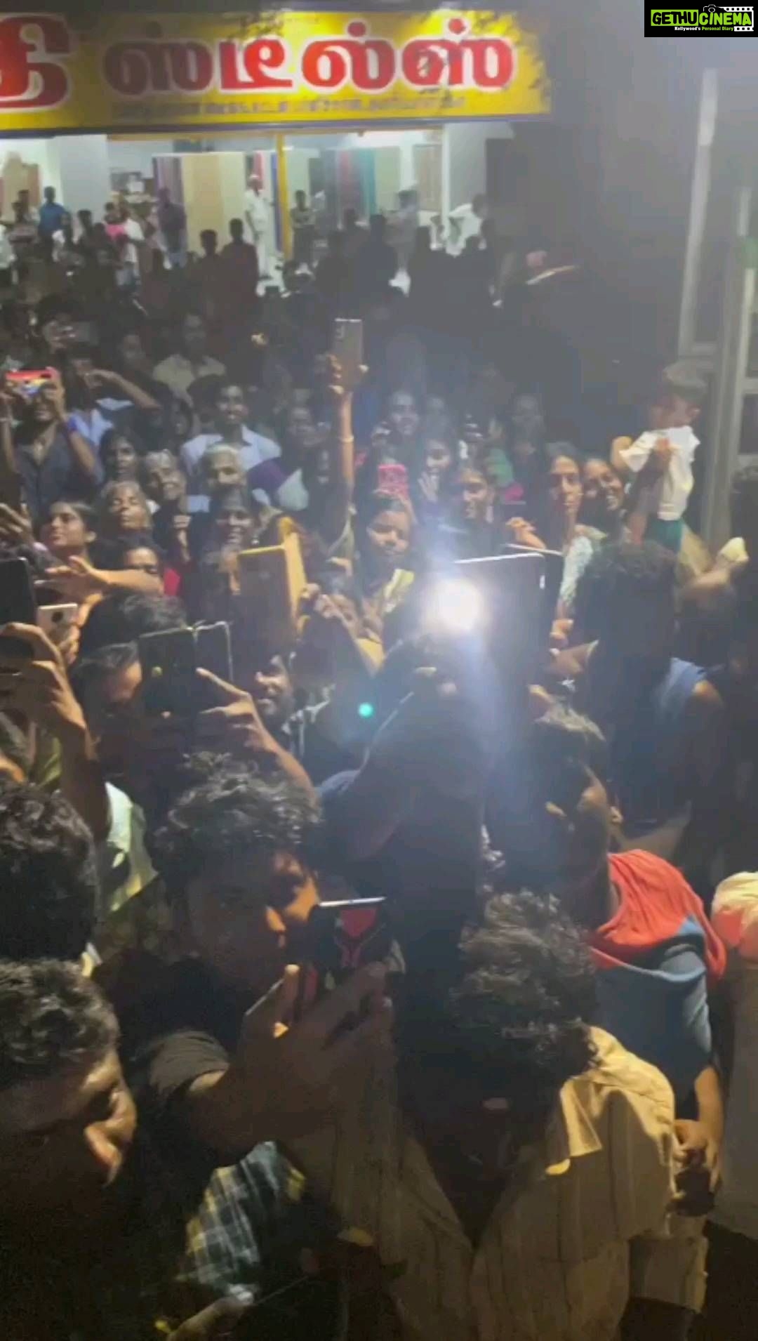 Dharsha Gupta Instagram - ❤️Thanku Erode & Bhavani chelmzzzzzs for this luv. Love u all to d core. Ummmmmmmmmmahhhhh❤️ Bhavani , Erode