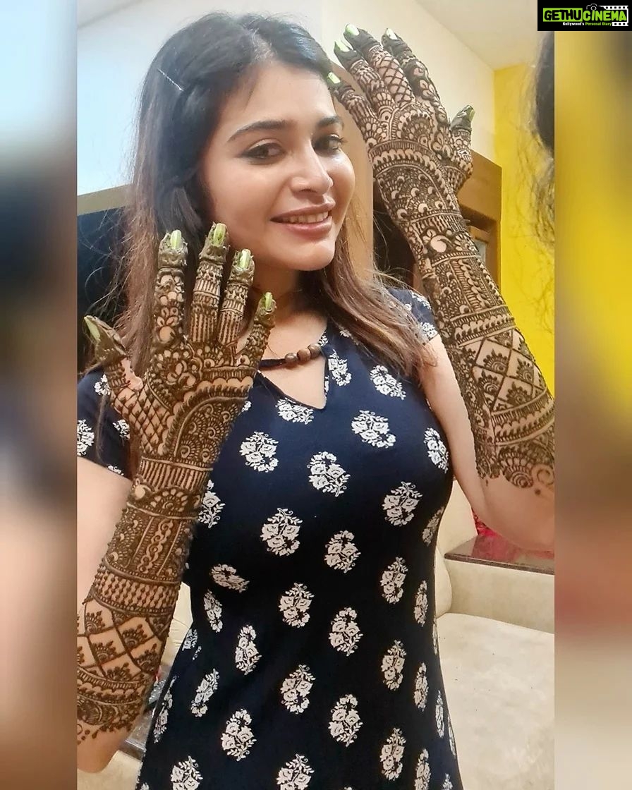 Dharsha Gupta Instagram - ❤️Mailaanji❤️ Beautiful mehandi done by @mehandi_by_subha_coimbatore