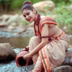 Dharsha Gupta Instagram - 🥰Raman thediya seethai🥰 Makeup- @hethalnam Hairstylist- @yashi_hairstylist Hand art- @not.madhumitax Costume- @yavis_couture Pic- @raj_isaac_photography