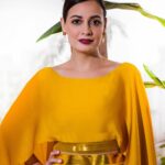 Dia Mirza Instagram – It was all yellow 🌻

Thank you @amitaggarwalofficial for this beauty! 

Jewellery by @tangerinebiojewelry 
MUH @shraddhamishra8 
Styled by @theiatekchandaney 
Assisted by @jia.chauhan 
Photos by @rishabhkphotography 

#EventDiaries #SustainableFashion #Yellow India