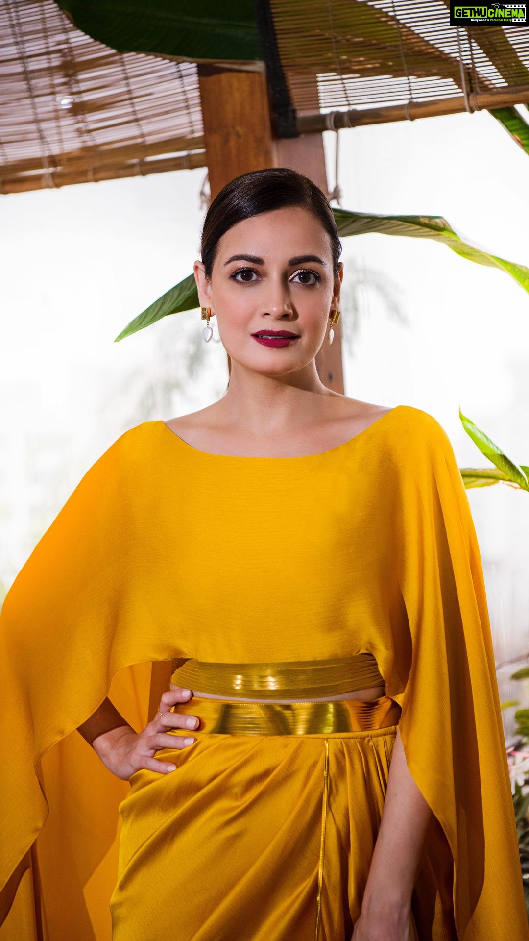 Dia Mirza Instagram - It was all yellow 🌻 Thank you @amitaggarwalofficial for this beauty! Jewellery by @tangerinebiojewelry MUH @shraddhamishra8 Styled by @theiatekchandaney Assisted by @jia.chauhan Photos by @rishabhkphotography #EventDiaries #SustainableFashion #Yellow India