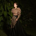 Dia Mirza Instagram – “One touch of nature makes the whole world kin.”
– Shakespeare

Felt so privileged and grateful to attend the @filmfare awards after 2 years. A wonderful celebration of Hindi Cinema. Thank you Team Filmfare for a memorable evening 🐯 @jiteshpillaai 

Thank you @rahulmishra_7 for your art and your heart ❤️🌳#TreeOfLife

MUH by @shraddhamishra8 
Styled by @theiatekchandaney 
Photo by @shivamguptaphotography 
Managed by @exceedentertainment @shruti8711 

#SustainableFashion #SDGs #AboutLastNight India