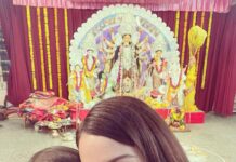 Dia Mirza Instagram - Shubho Bijoya 🙏🏻♥️ May good always triumph over evil 💫 Love and light to you and your family. #HappyDussera #DurgaDurga Mumbai, Maharashtra