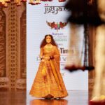 Dia Mirza Instagram - Jigya named this collection after her daughter ❤️Kainaat . @jigyam showcased an amazing collection of handcrafted #IndianWear at @timesfashionweek and i had the privilege of wearing this hand embroidered lehenga. The embroidery on this lehenga is called ‘Mochi’ from Gujarat. It took over 75 days for the karigars (artisans) to work on this piece. Every garment from this collection is a celebration of our rich textile and handicraft heritage 🧡 MUH @shraddhamishra8 Photos by @shivamguptaphotography Managed by @exceedentertainment @shruti8711 #BTFW2022 #TimesFashionWeek #BridalWear #FestiveCollection #SupportLocal @darwinplatformgroupofcompanies Mumbai, Maharashtra