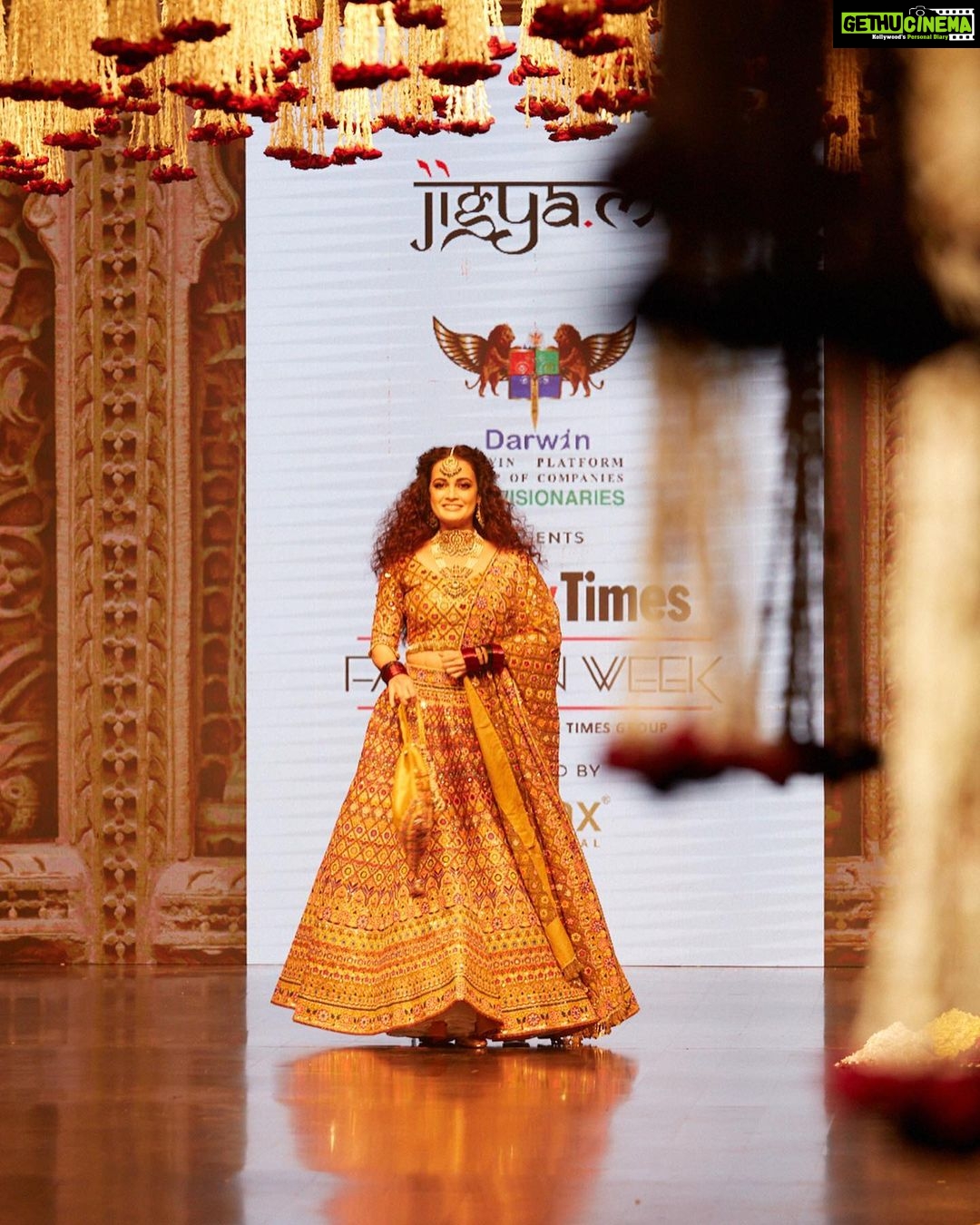 Dia Mirza Instagram - Jigya named this collection after her daughter ❤️Kainaat . @jigyam showcased an amazing collection of handcrafted #IndianWear at @timesfashionweek and i had the privilege of wearing this hand embroidered lehenga. The embroidery on this lehenga is called ‘Mochi’ from Gujarat. It took over 75 days for the karigars (artisans) to work on this piece. Every garment from this collection is a celebration of our rich textile and handicraft heritage 🧡 MUH @shraddhamishra8 Photos by @shivamguptaphotography Managed by @exceedentertainment @shruti8711 #BTFW2022 #TimesFashionWeek #BridalWear #FestiveCollection #SupportLocal @darwinplatformgroupofcompanies Mumbai, Maharashtra